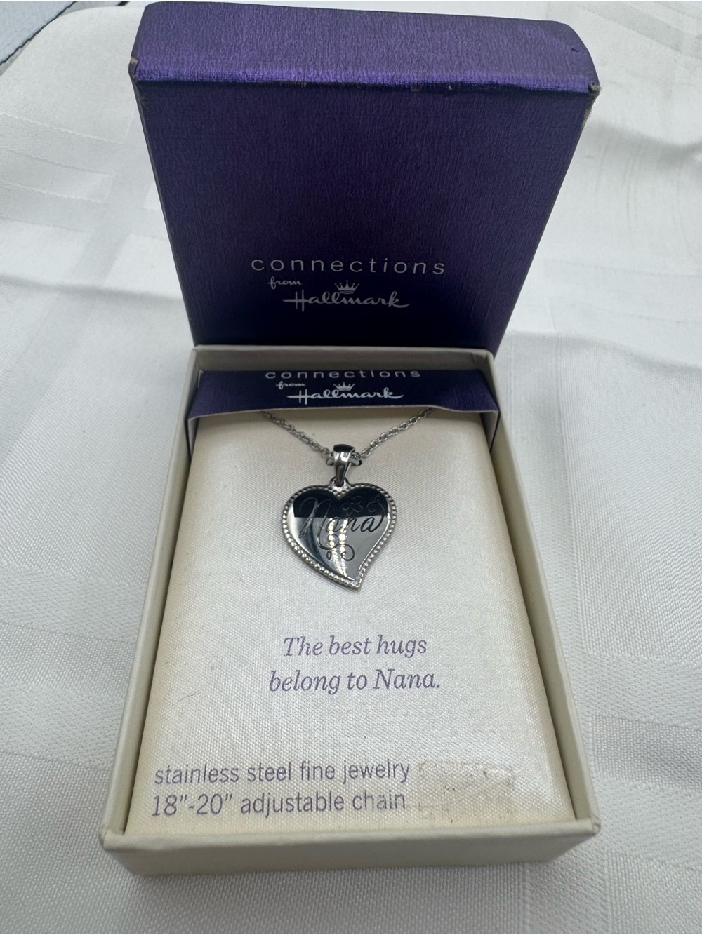 Hallmark NANA stainless steel heart pendant necklace 18" to 20" adjust chain NEW